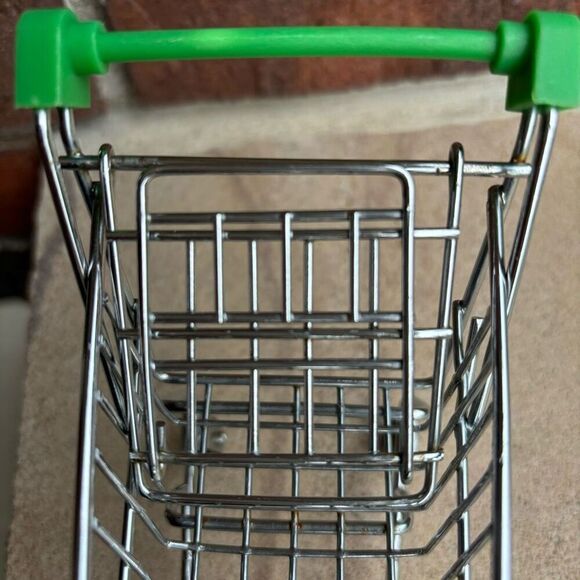Mini Toy Metal Shopping Cart - Picture 7 of 8